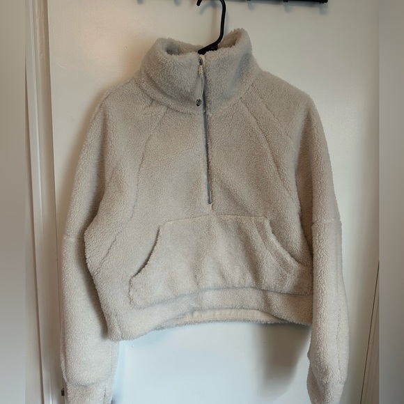 Lululemon Cropped Sherpa Pullover - Picture 4 of 4